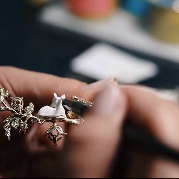 Les Nereides Two lovely Foxes 🦊 Handcrafted Enamel Bracelet - Picture 8 of 9